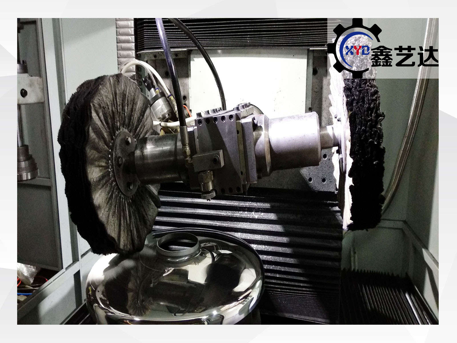 Five-axis CNC polishing machine