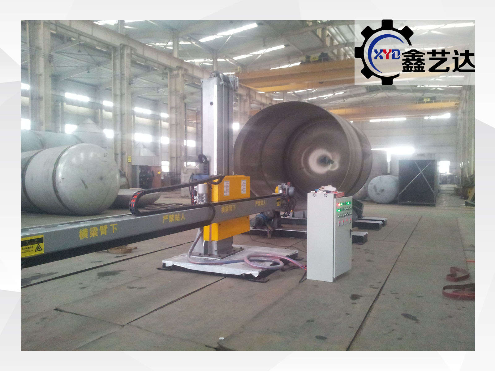 Stainless steel tank buffing machine